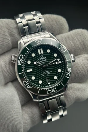 OMEGA Seaweed Seamaster Diver 300M 210.30.42.20.10.001 Stainless 42mm